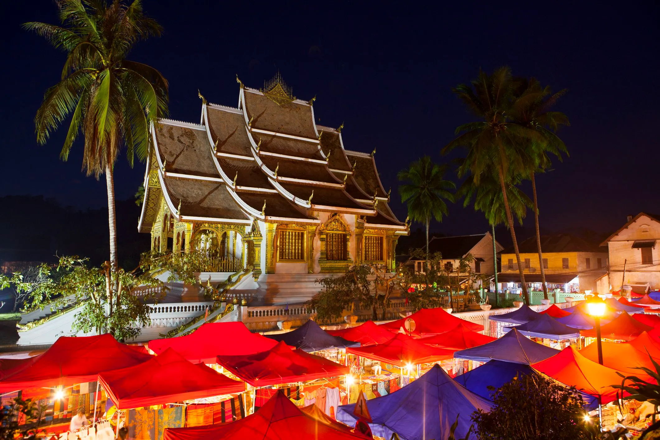 Mercato Notturno di Luang Prabang
