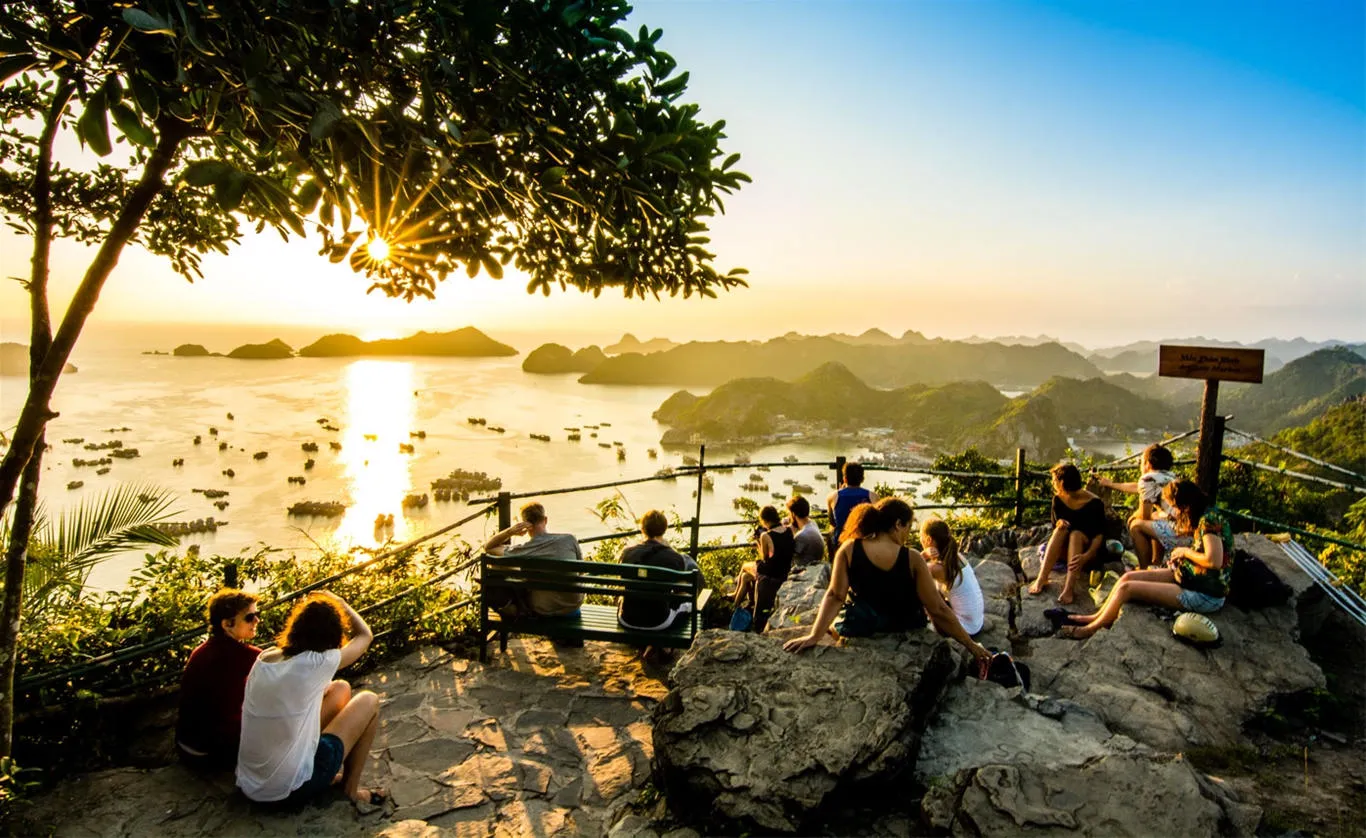cannon fort cat ba