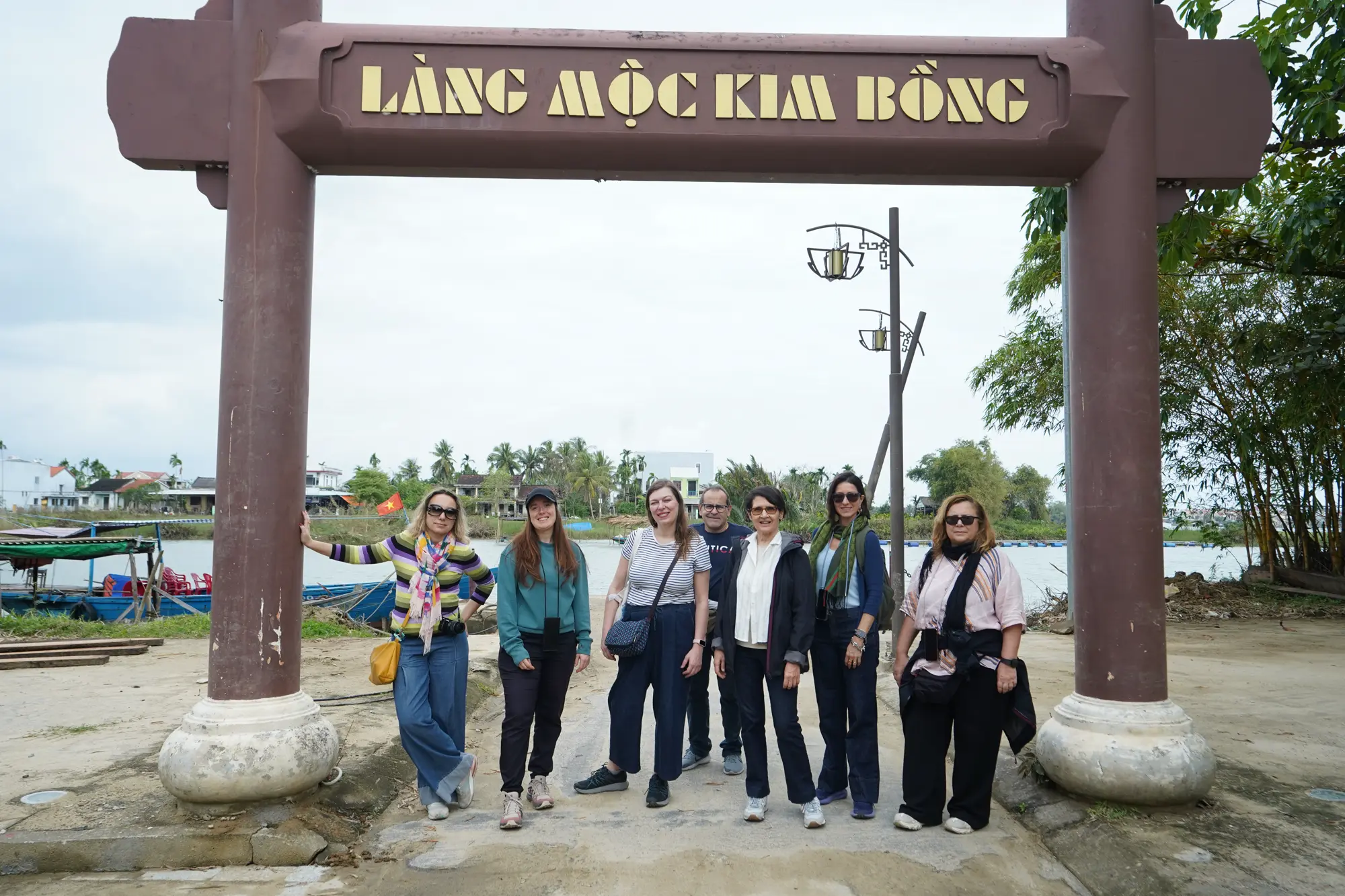 italiani visitare kim bong hoi an