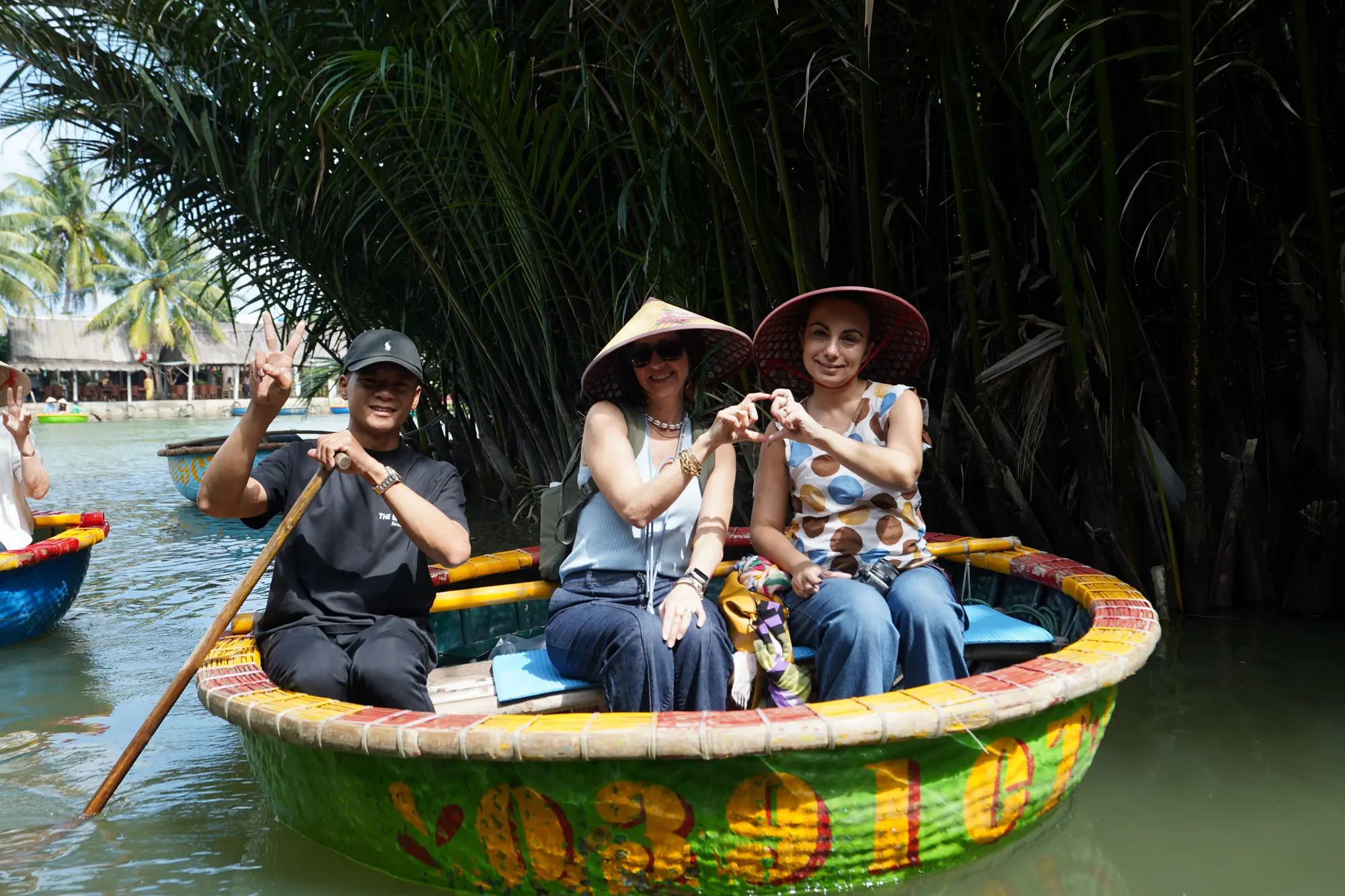 italiani visitare cam thanh hoi an