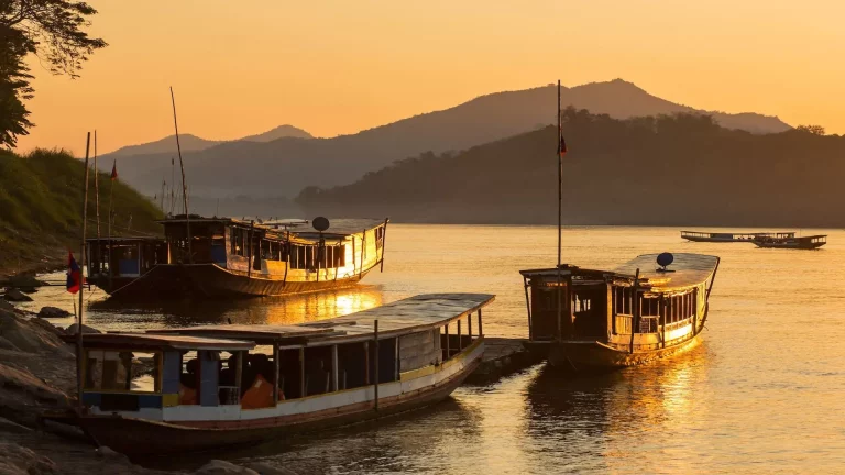 Barca lenta da Huay Xai a Luang Prabang